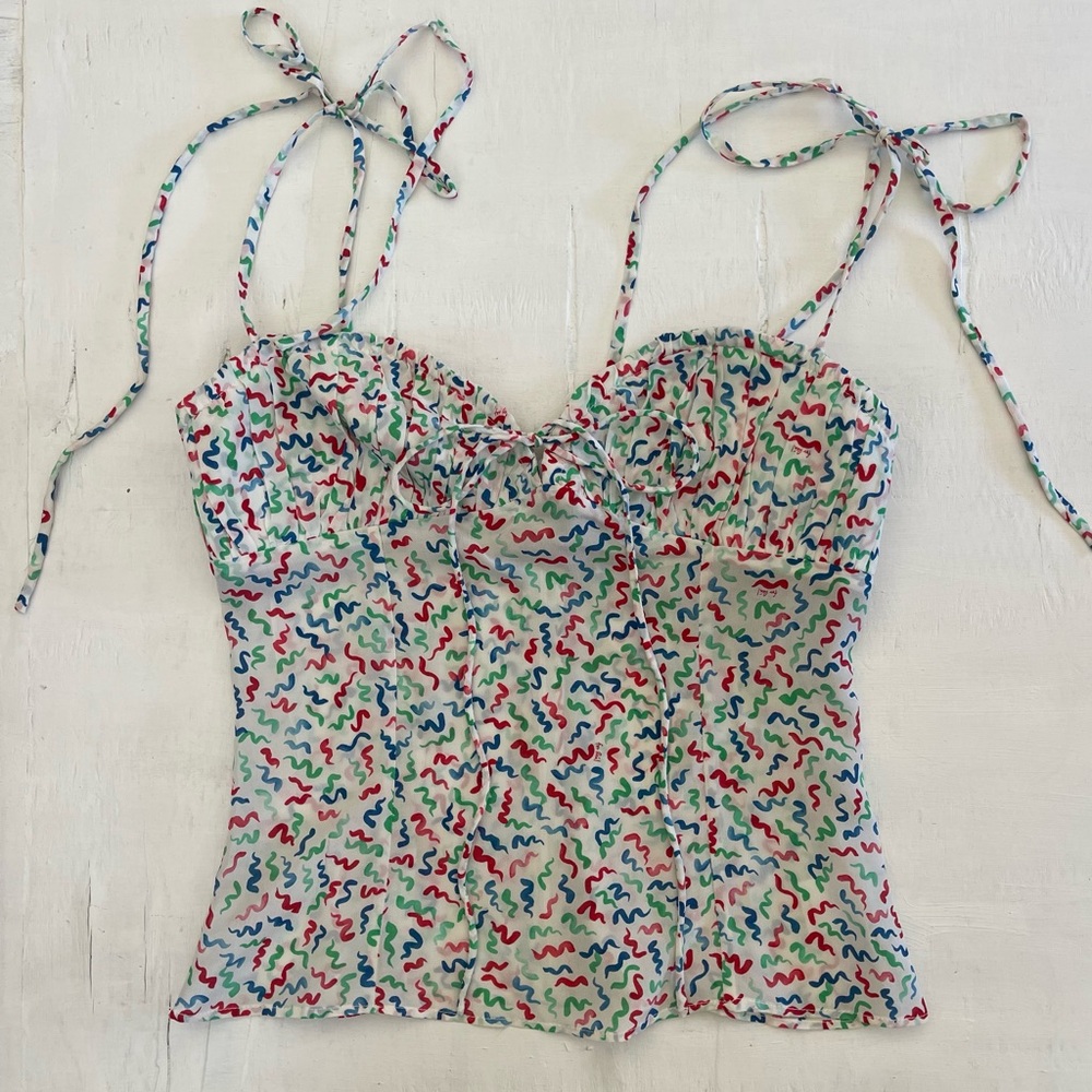 Realisation Par Ana Squiggle Cami Top